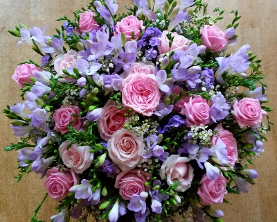 Large pink and lilac rose posy