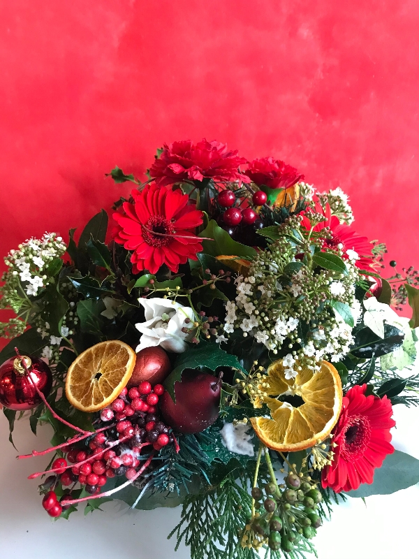 Christmas table posy