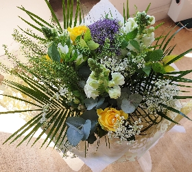 ANNIVERSARY FLOWERS