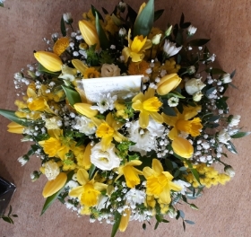 Large Spring Posy