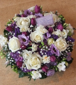 White, lilac and plum posy