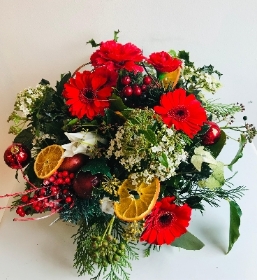 Christmas table posy